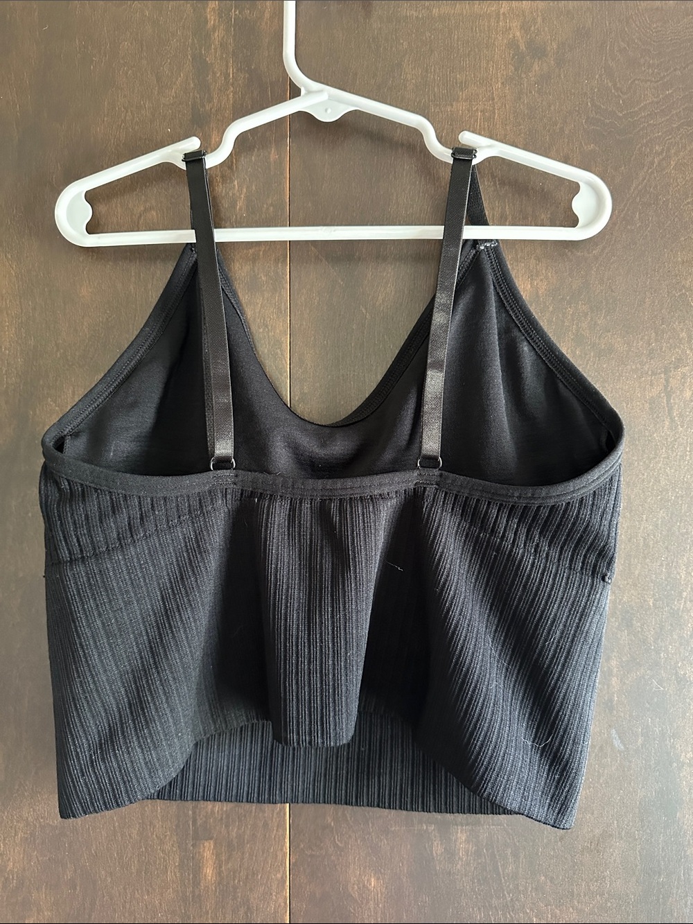 Women's Black Ribbed Cropped Camisole Tank - Picture 3 of 3